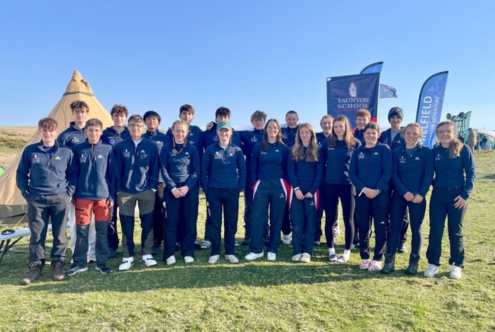 Taunton student first girl to finish Ten Tors